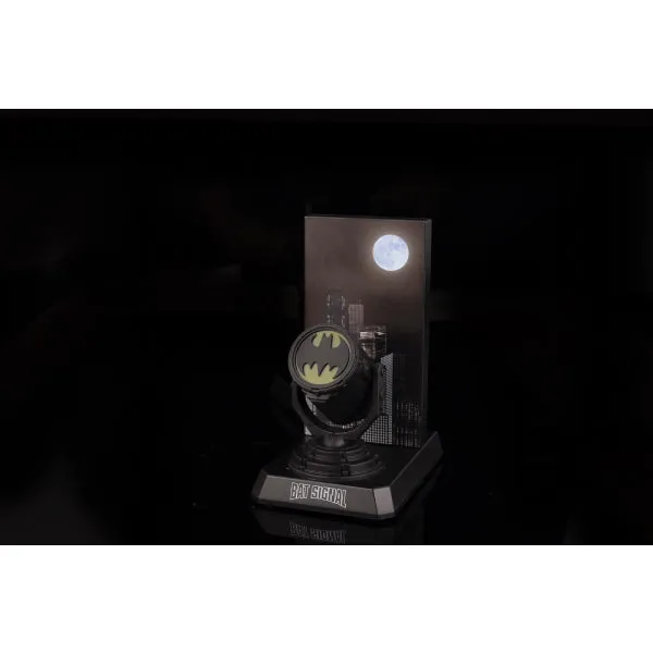 DC Wireless Charging Dock - Batman Spot Light