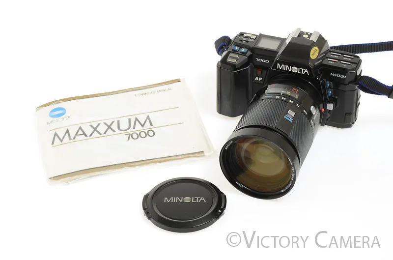 Minolta Maxxum 7000 35mm Autofocus Film Camera with 28-135mm Zoom Lens